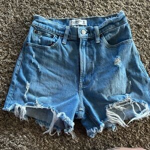 Abercrombie Curve Love shorts